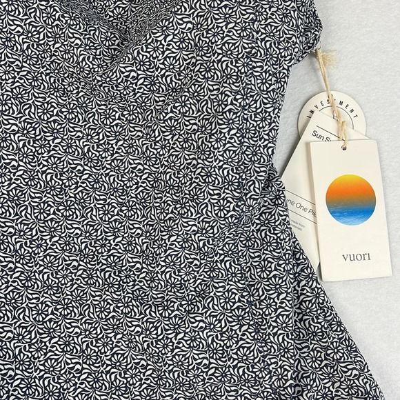 Vuori | Dune One Piece Swimsuit | Azure Mini Samba | Size L NWT - Picture 2 of 11